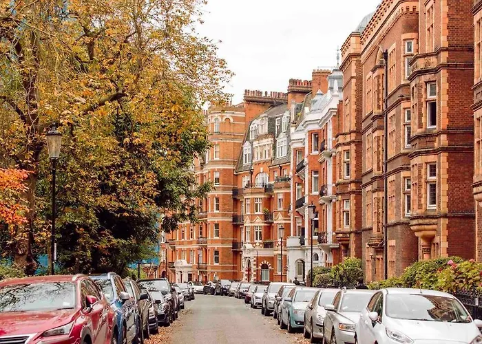 Chelsea Posh Apartment